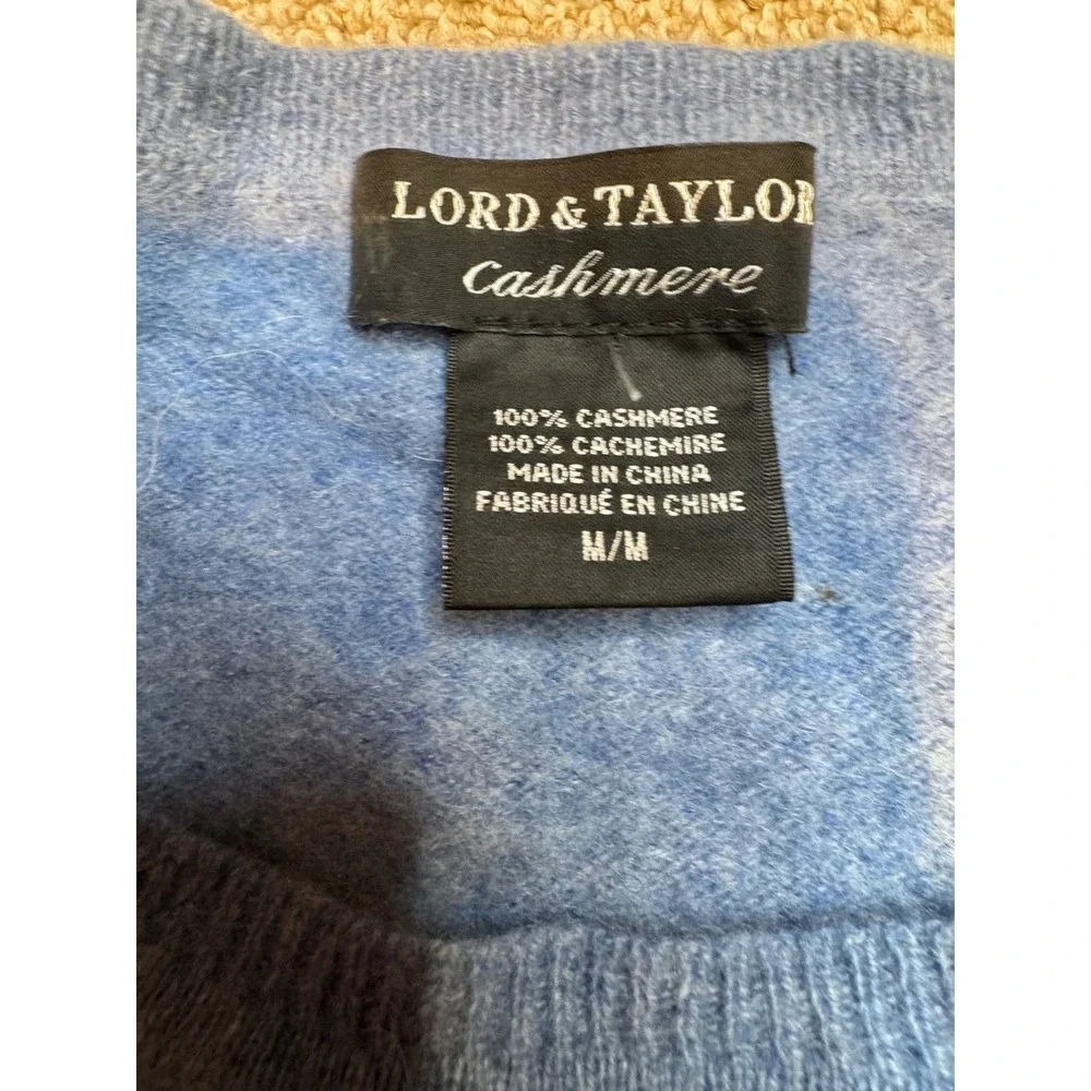 Lord Taylor Blue Cashmere Crew Neck Long Sleeve‎ Sweater M